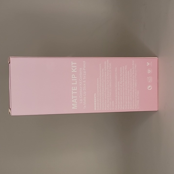 Pink-U-Lush Matte Lip Kit, Lipstick and Lip Liner. #10 - Picture 6 of 8